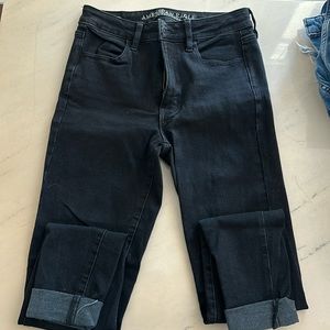 American Eagle Size 4 Black Skinny Jeans